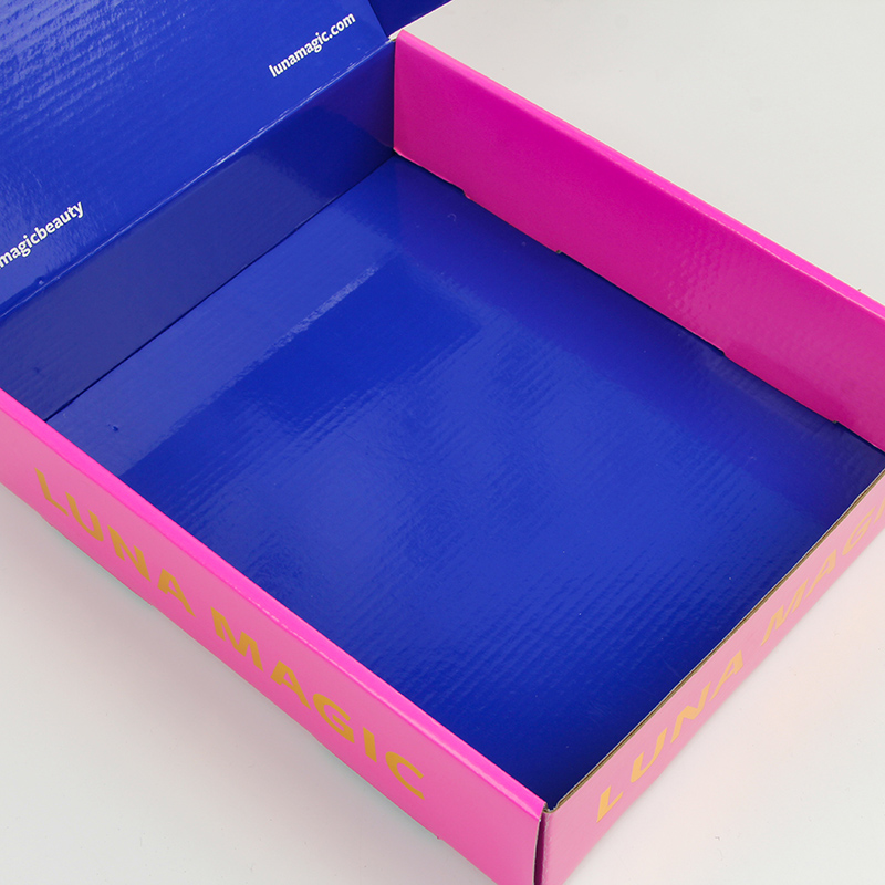 Caja de envío de marca de belleza de color rosa brillante con diseño personalizado reciclable