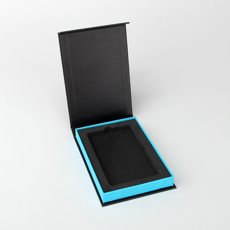 Caja de empaquetado magnética de la caja del teléfono de la espuma de EVA del negro mate de lujo personalizada